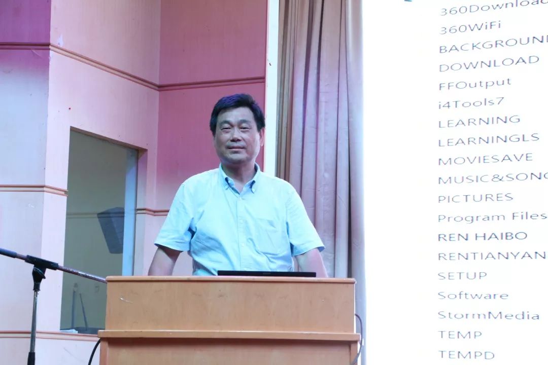 2019年7月28日下午,上海师范大学对外汉语学院副院长任海波教授在浙江