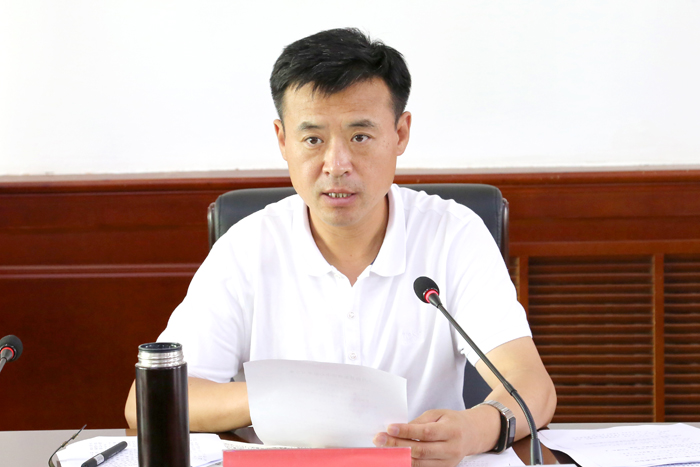 县委书记刘欣主持召开2019年第二十次县委常委会议