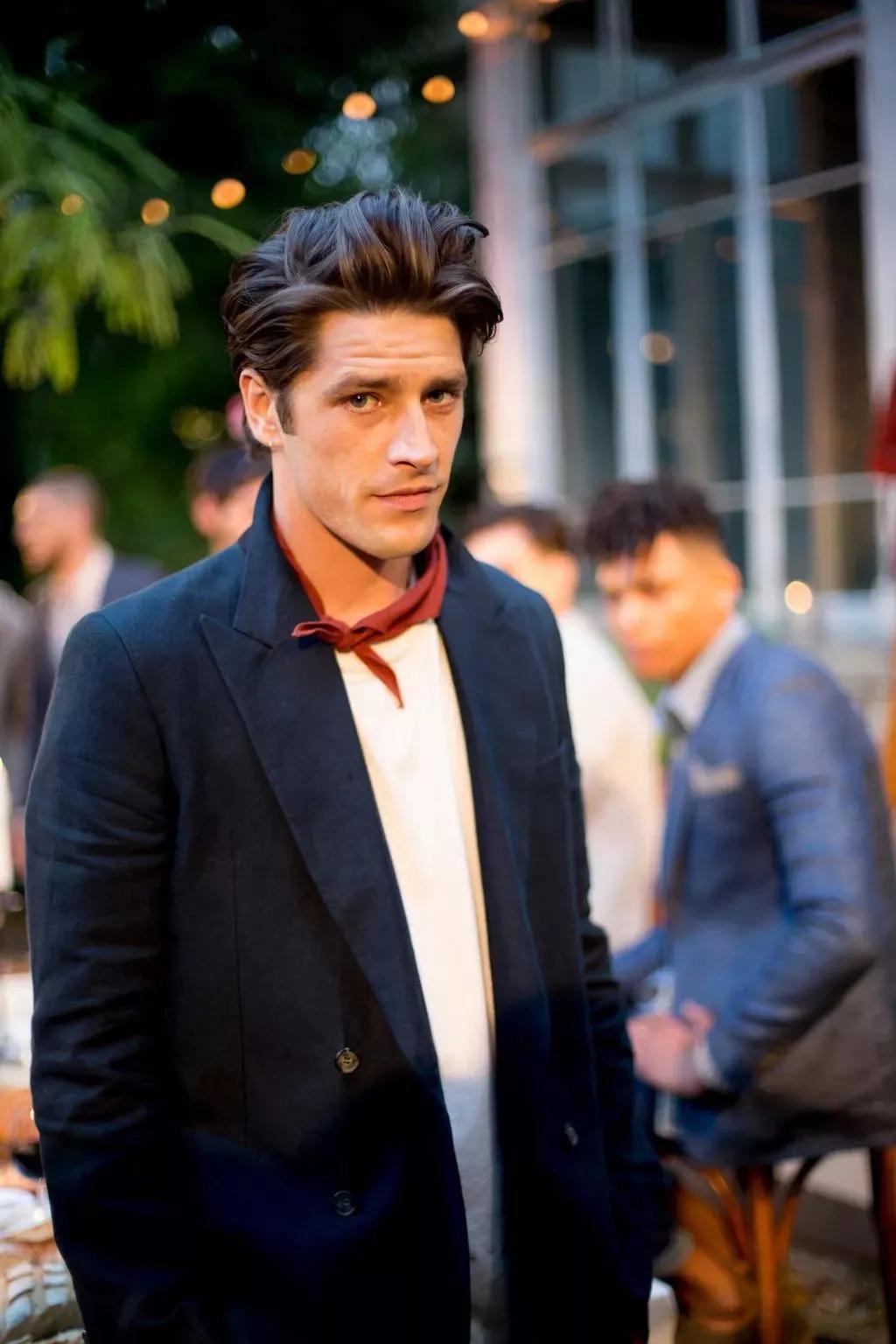 男生带上bandana,性感魅惑到让小姐姐为你尖叫