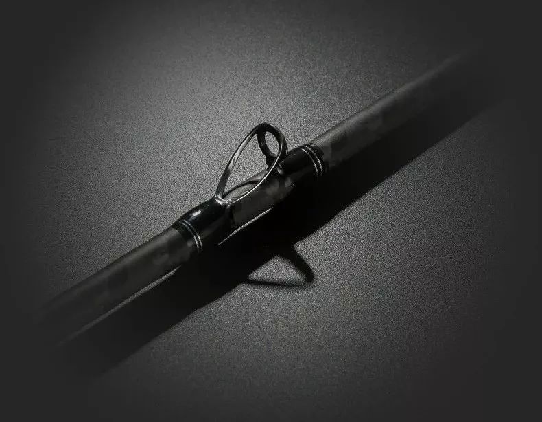 阿布加西亚大黄蜂雷强竿4大核心性能强势猎黑