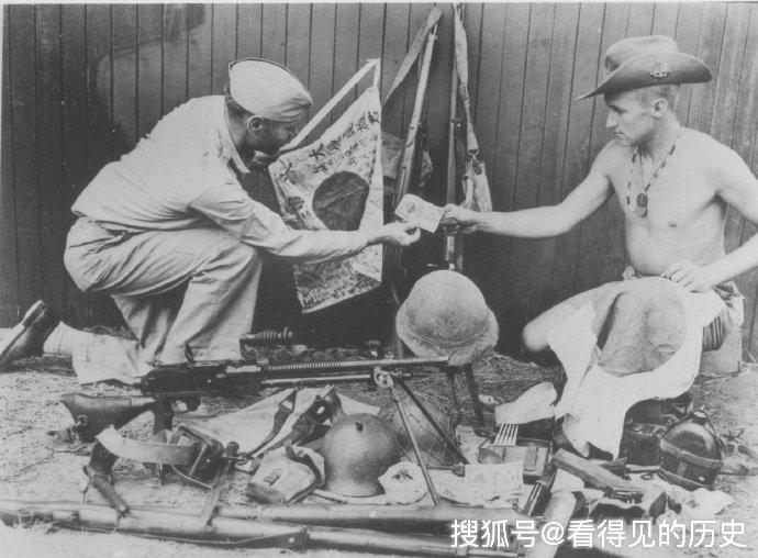 澳大利亚士兵在和日本鬼子干完仗以后,开启了他的第二职业,这应该是个