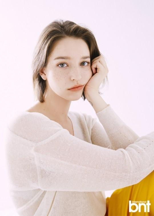 俄罗斯模特angelinadanilova拍韩国杂志写真