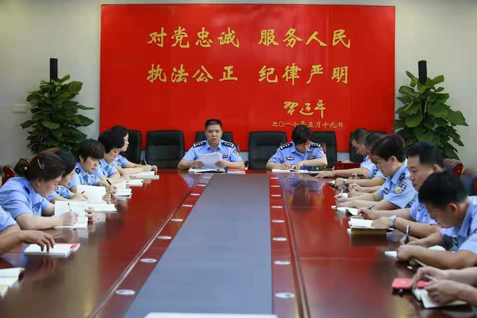 警察故事济南这位派出所所长珍藏与孔繁森的合影背后是怎样的故事