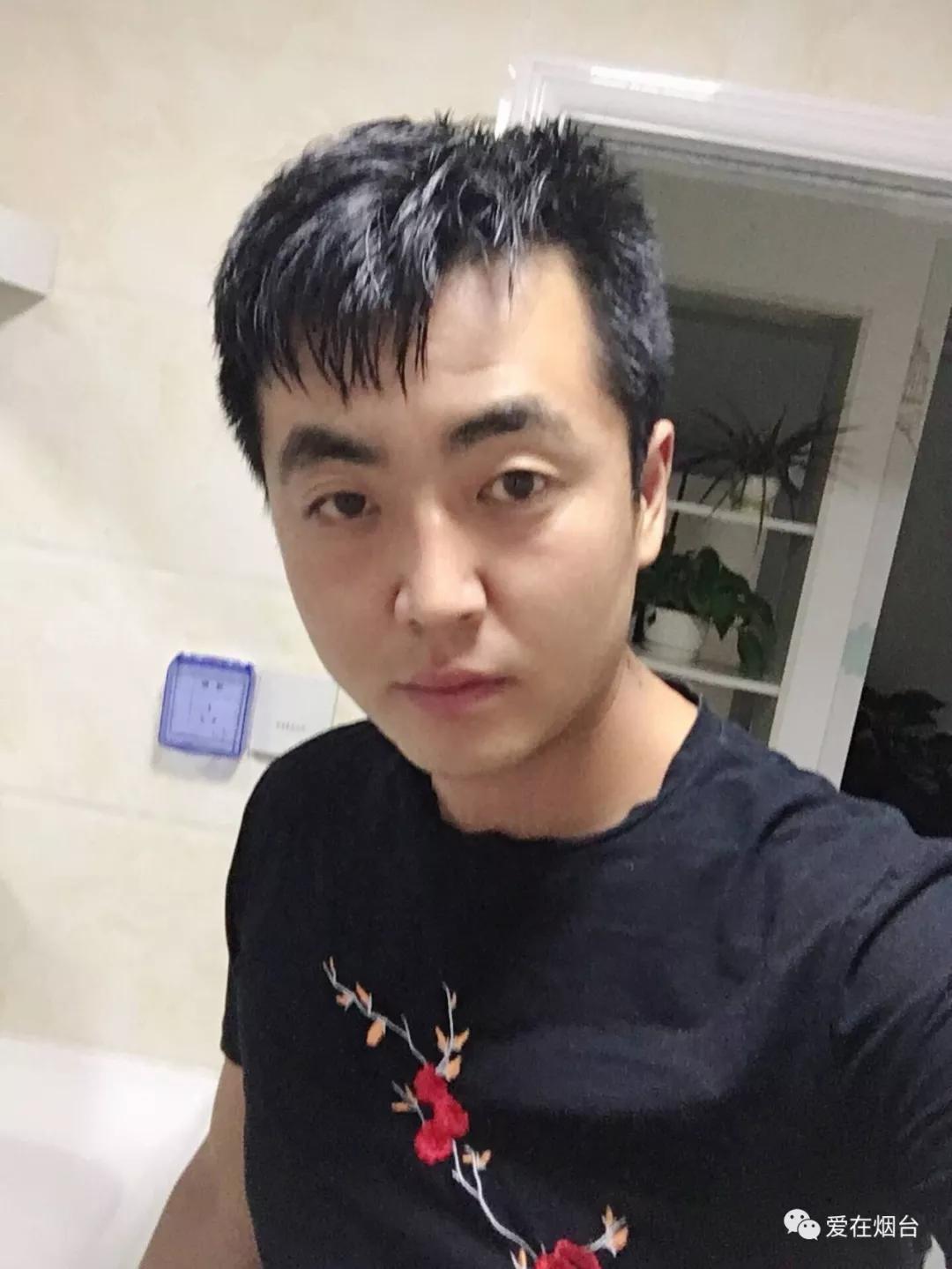 烟台相亲:54号男嘉宾,自我介绍:成熟稳重 简简单单