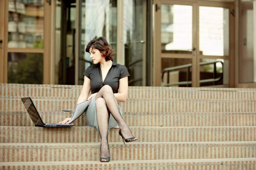 跷二郎腿到底好不好听听骨科医生怎么说