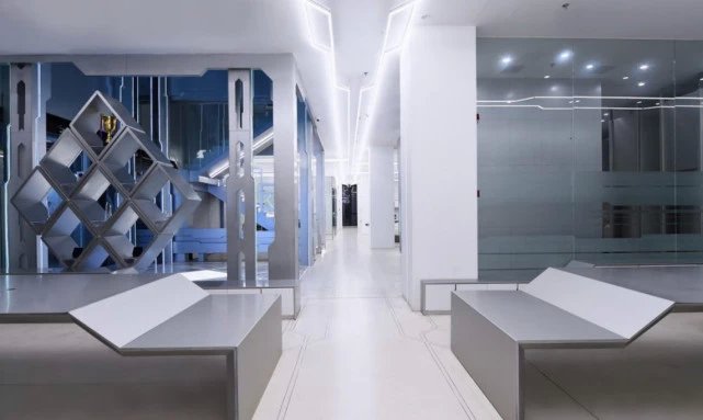 omg战队神级基地再现在这训练着实荣幸像是未来世界