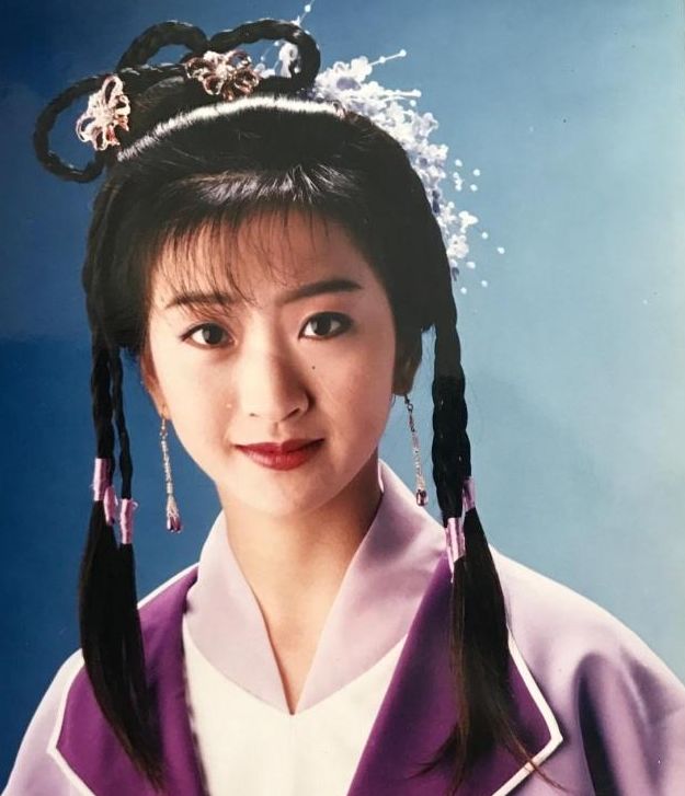 曾经被骂小三的港姐,因拒绝潜规则离开娱乐圈,现在嫁入豪门