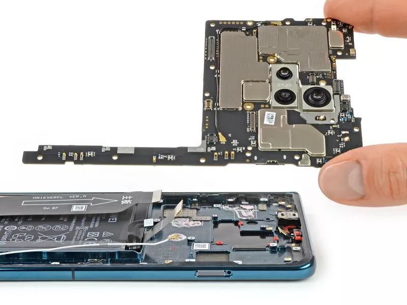 爱模切爱拆机华为mate20x5g手机内部大揭秘