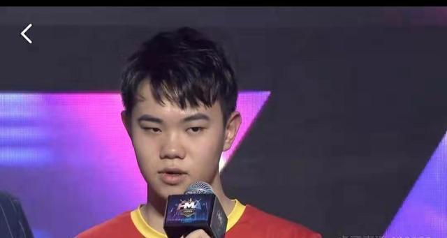 韩涵回应寒夜事件称我问心无愧粉丝行为要偶像买单