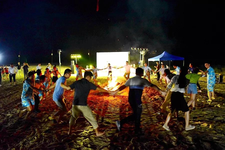 相约湛江醉美湖居玥珑湖沙滩篝火音乐party嗨翻夏夜