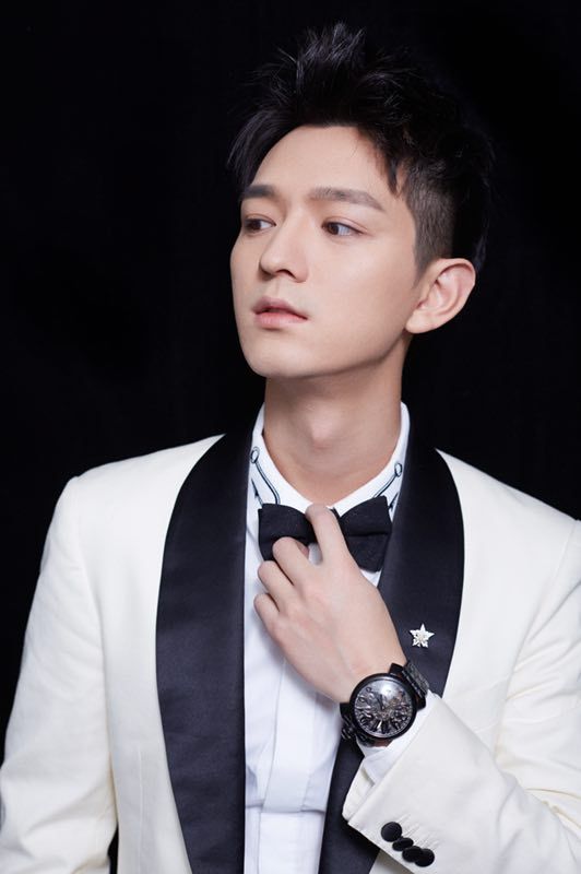 亲爱的热爱的看到grunt沈哲扮演者的学历网友酸了