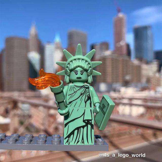 lego乐高美图欣赏乐高人仔玩法多样化