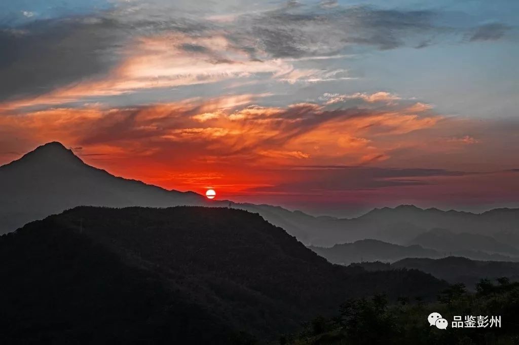 湖葛仙山镇绿道青云散尽月光来时间总是太匆匆,就连月升都等不及日落