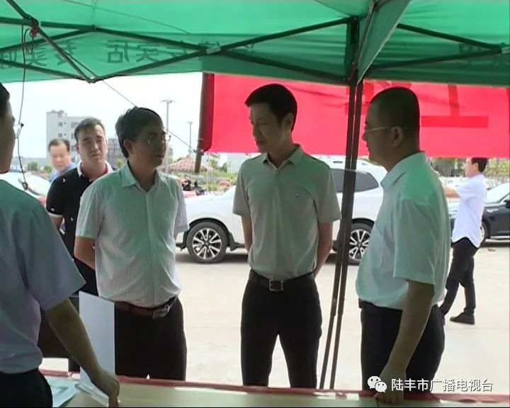 林广实检查指导高速公路etc安装服务工作