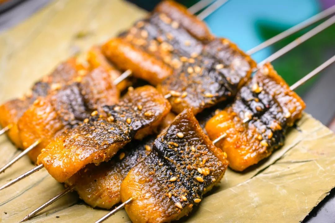 啤酒免费喝!南京爱马仕烤鸭舌来无锡啦!一口爆汁!_八仙