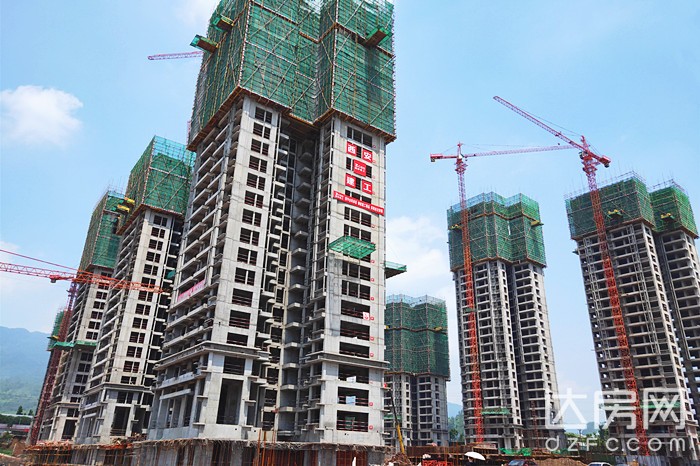 达州市政务中心外立面呈现后起之秀马踏洞值得期待