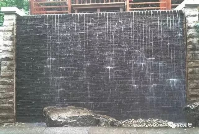 一面水景墙给庭院注入灵动之气