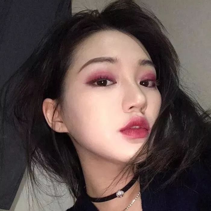 霸气十足女生头像怎么判断一个人好不好追