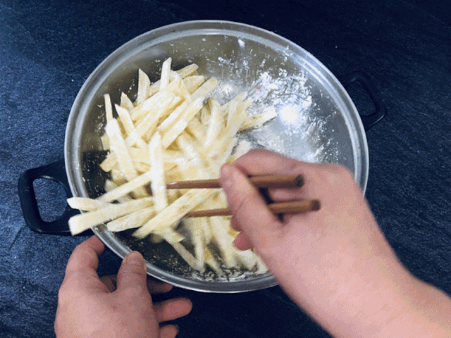 德清90后小编炸薯条成精她为什么能炸出如此外酥里嫩的薯条呢