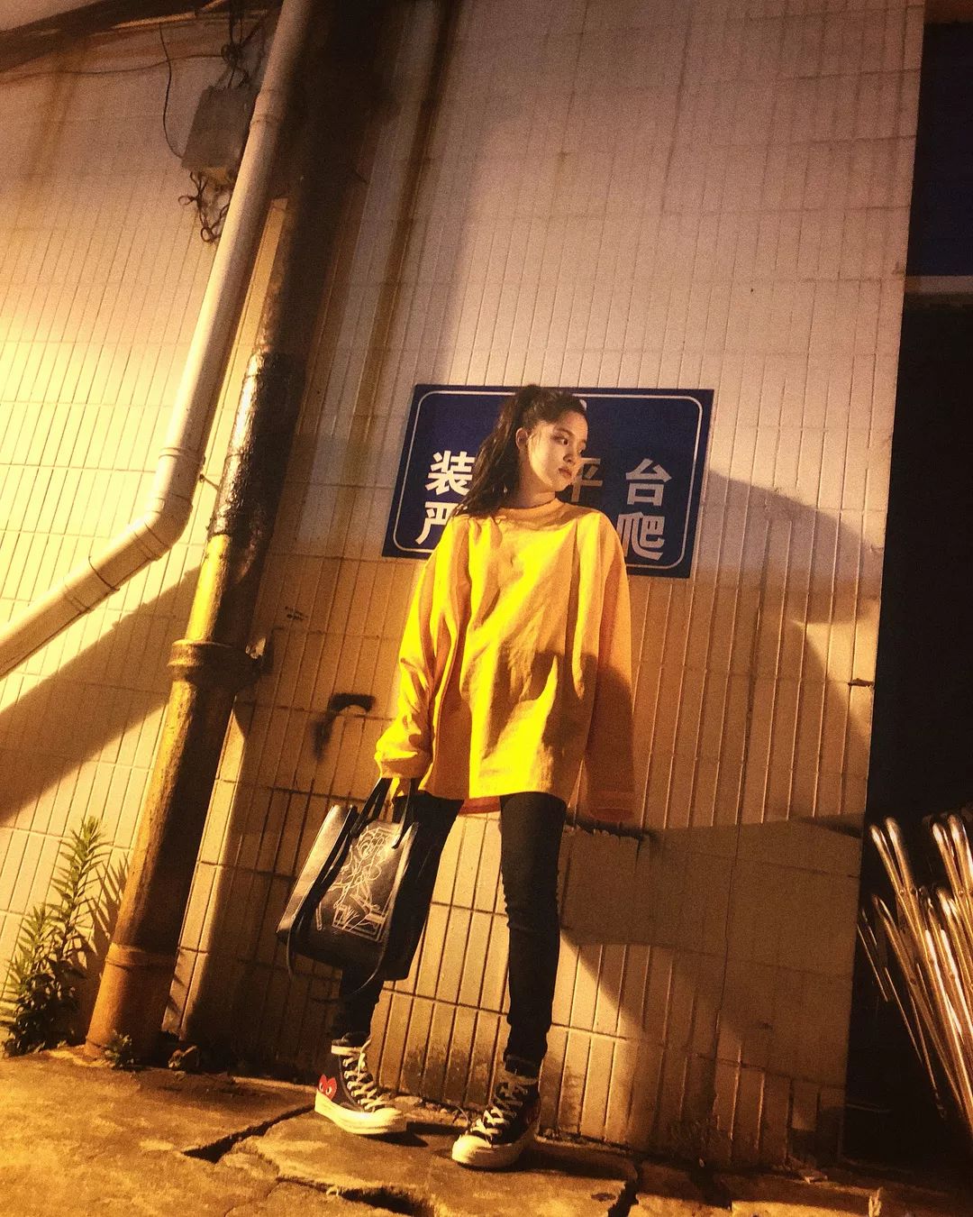 比莉·艾利什的怪时髦能代表00后的审美吗?