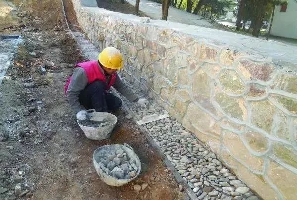 古代没有种类繁多的防水材料，建筑究竟是怎么做到防水的？_地面