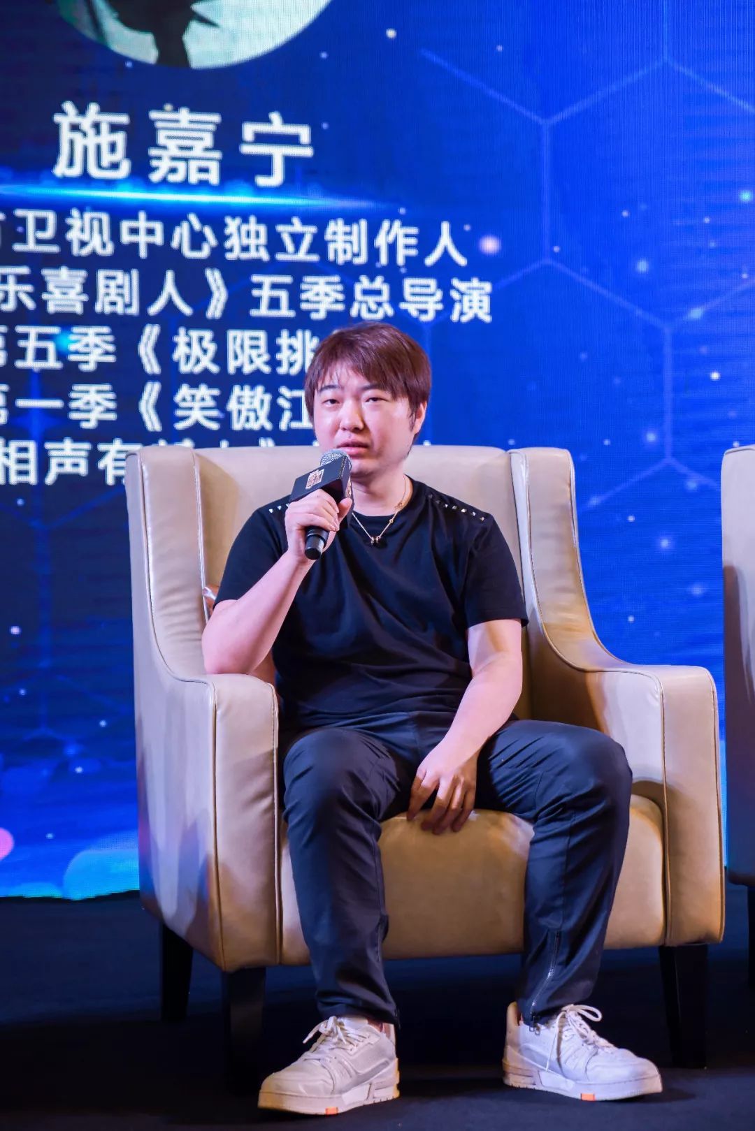 浙江卫视节目中心副主任,吴彤 冷眼君:这两年你被大家熟悉的就是《我