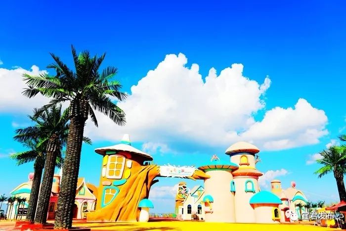 藏在山褶中的动漫花溪谷