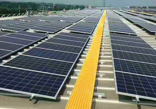 太阳能光伏发电站为什么要选择玻璃钢格栅检修走道板_环保