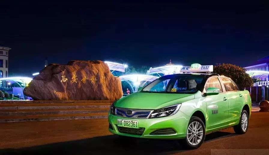 纯电动出租车亮相西安出租车将告别燃气时代