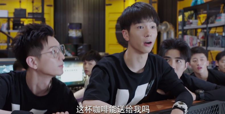 "童颜夫妇"高甜宣布:比赛结束就结婚!_韩商言