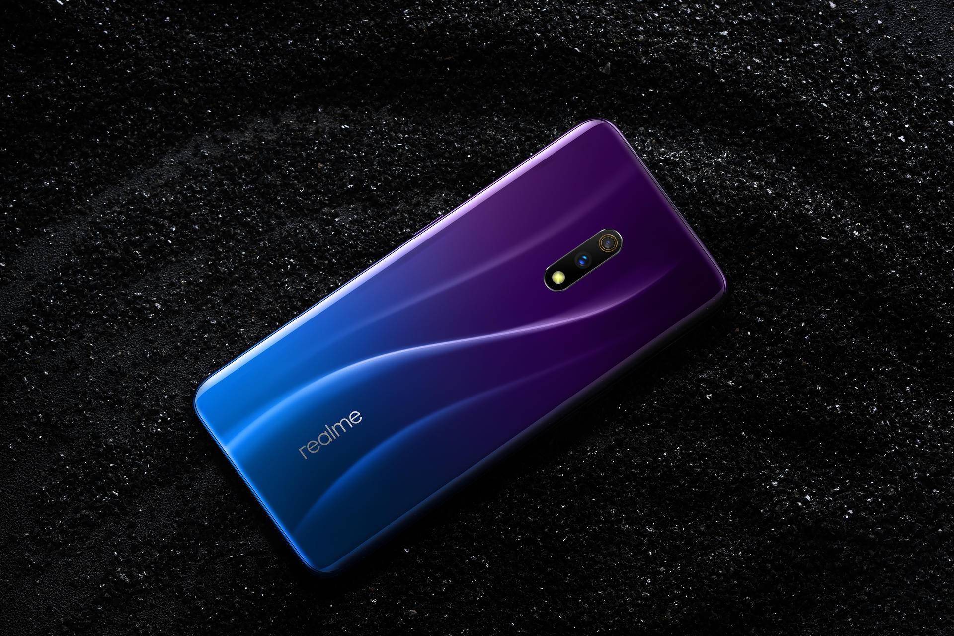 作为回归国内市场的首款机型,realme x的确可以称得