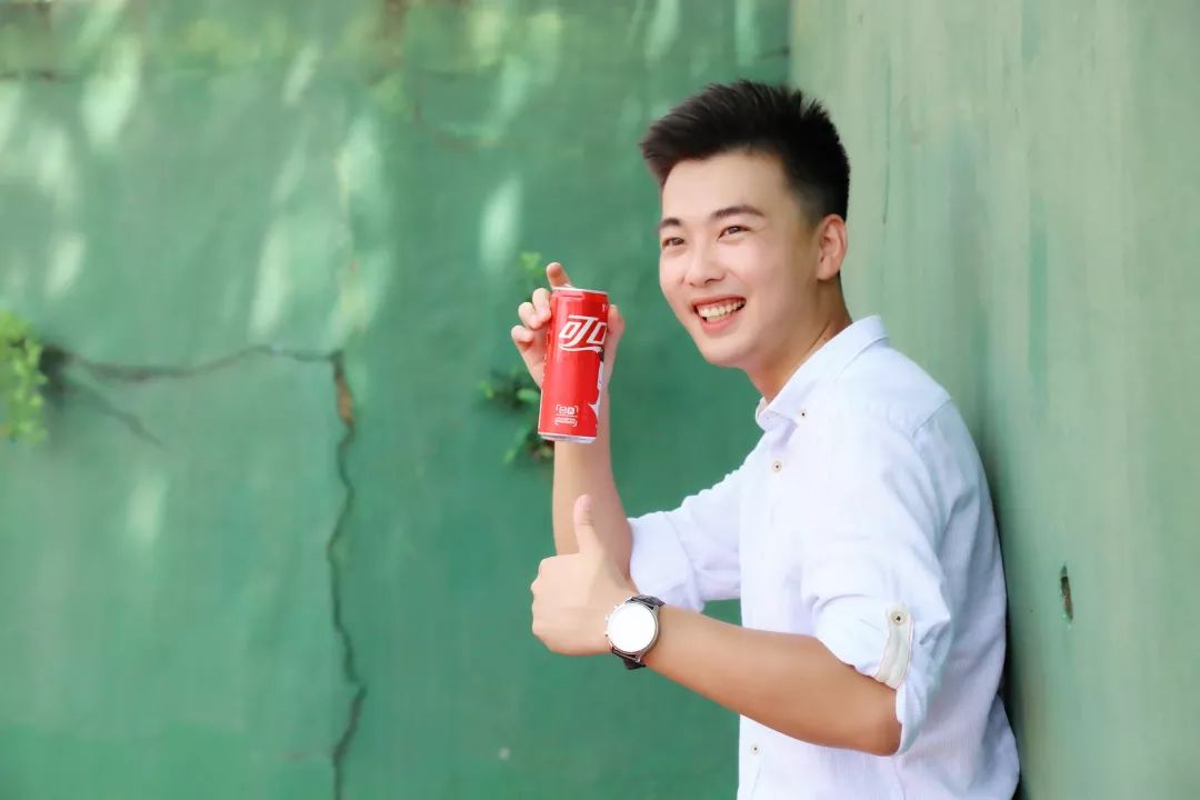 人物现实从来不是梦想的绊脚石