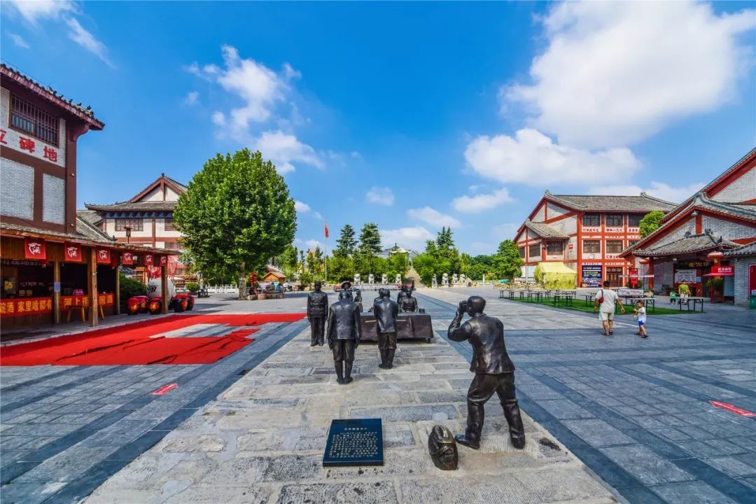 漯河是抗战胜利后全国16个受降点中,唯一建亭纪念这一盛事的地方,遗憾