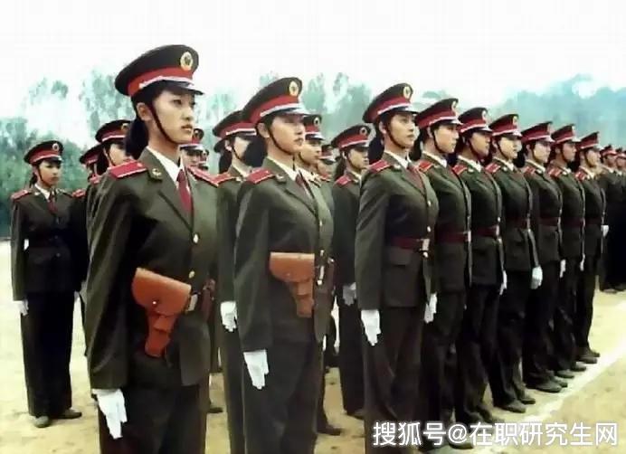 歡慶八一,重溫黨史丨建軍節來源及新中國軍服變遷_南昌