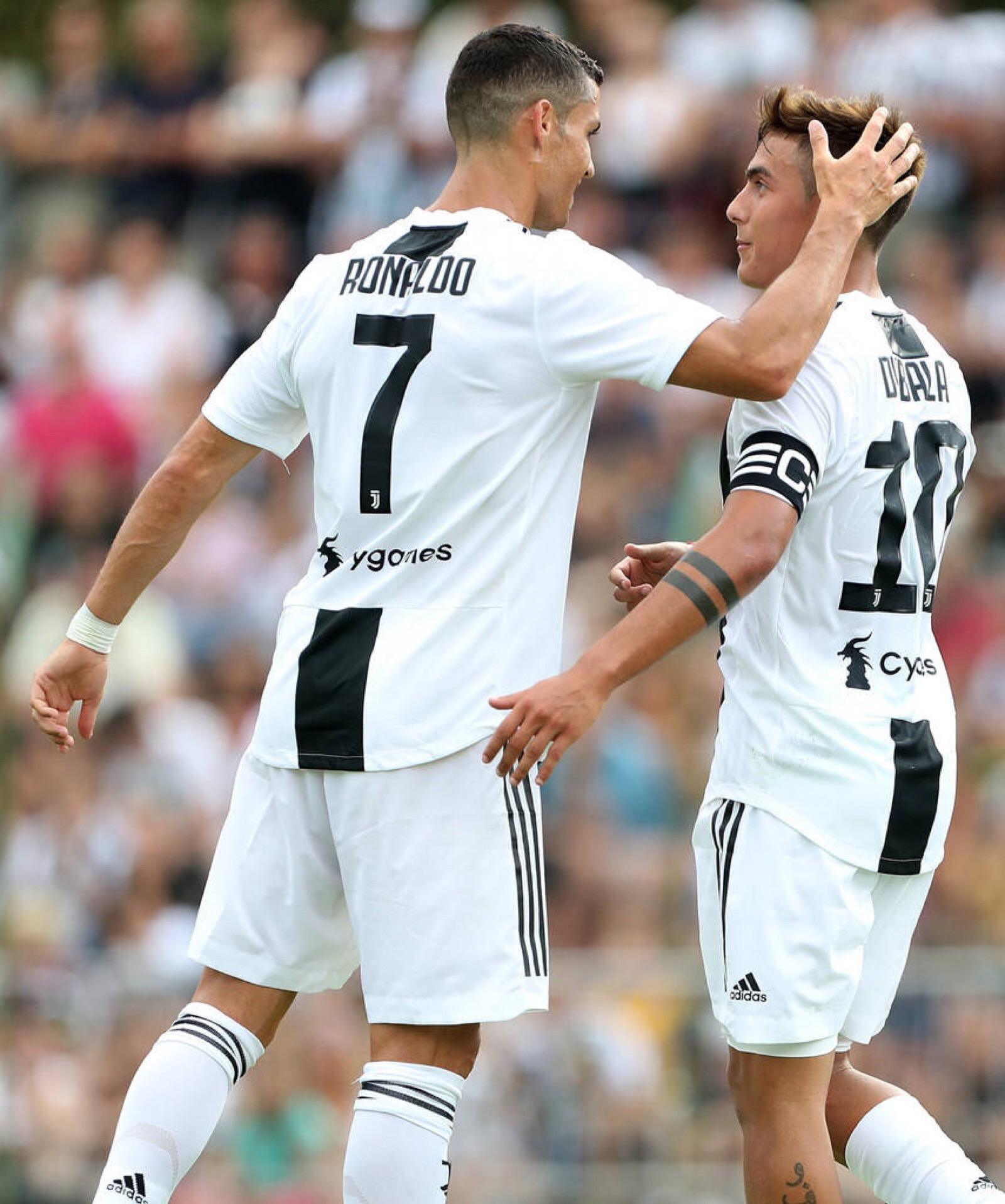 欧足坛震撼互换交易即将达成!曼联找到新7号,c罗迎新帮手