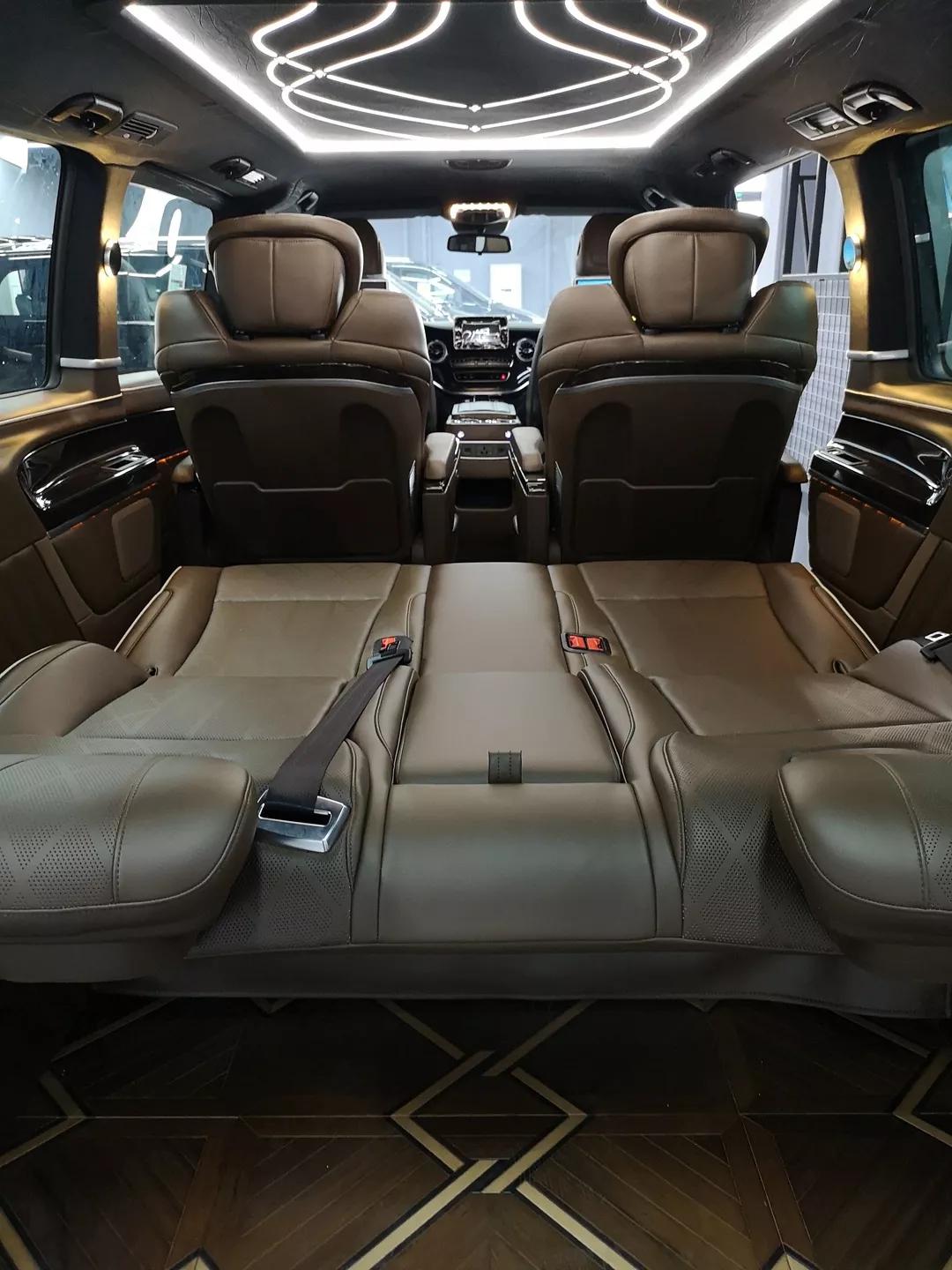 车之尚品 呈现经典之作 奔驰v级豪华商务车 v260l