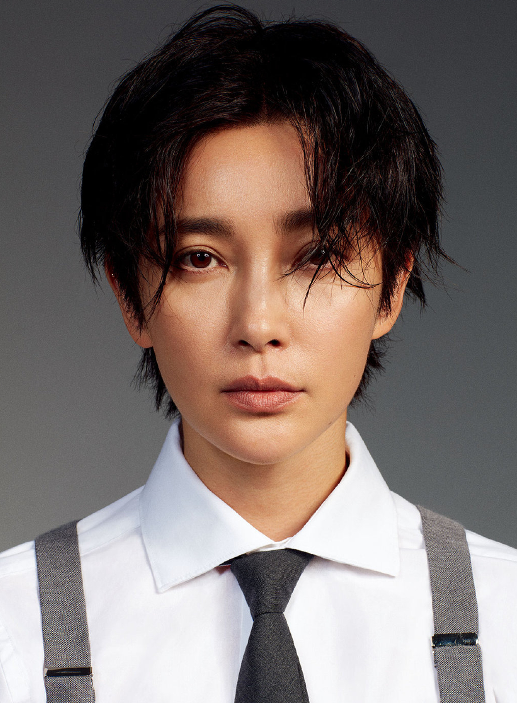 李冰冰剪短发女扮男装帅气十足!有种叫哥哥的