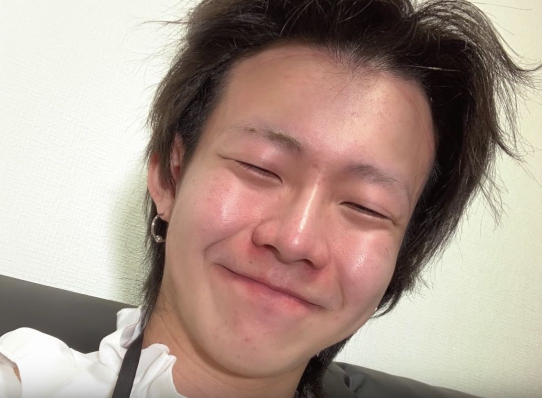 日本网红涩谷街头做实验化妆后与素颜在街头搭讪测出了这个社会真实一