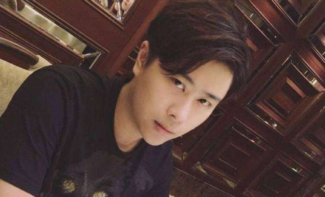 卢本伟又回来了被爆打csgo的职业比赛网友借尸还魂