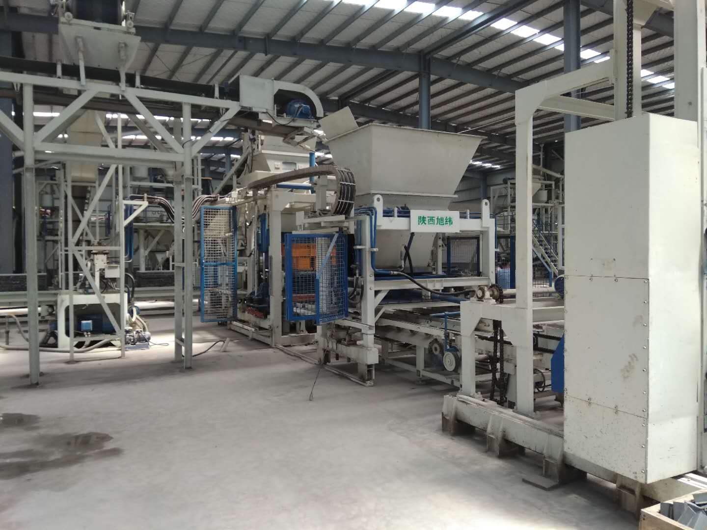 机设备|水泥花砖机设备，技术横空才能带来生产效益！