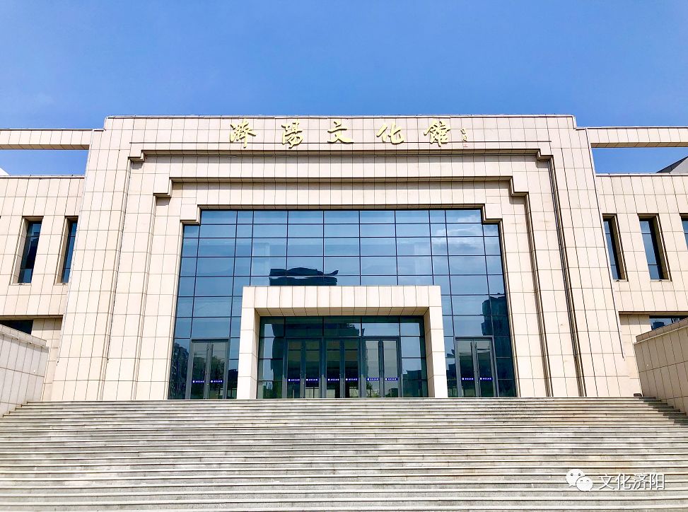 区文化馆,区图书馆今日试开放,市民热情"火爆",两馆首日接待市民