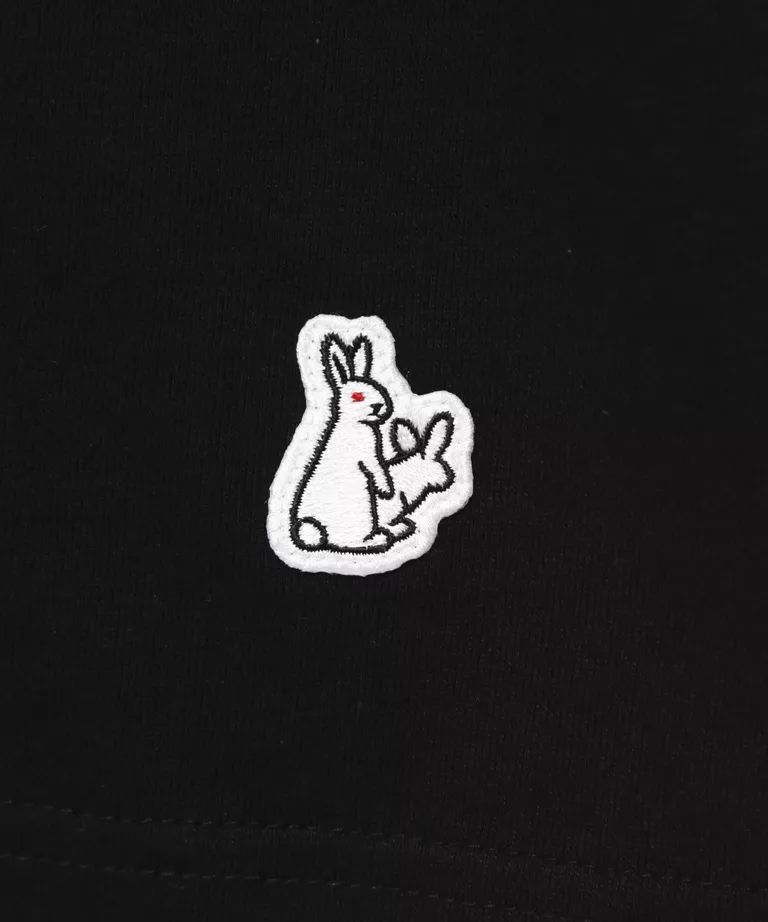 图片white/black06580淘口令:04kl9zyivbmsi04「胸前小 logo