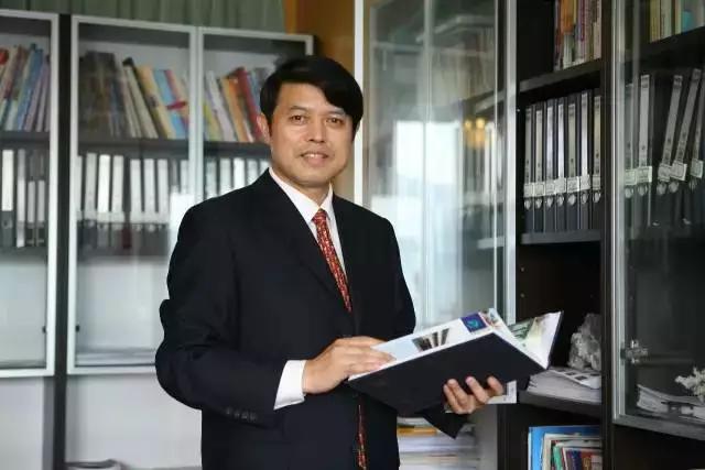 文/陈才锜 浙江省温岭中学校长