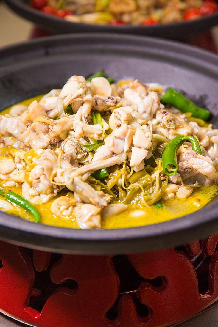 重洗杭城牛蛙界排名挤爆成都一条街的蛙三旗舰店38折空降湖滨