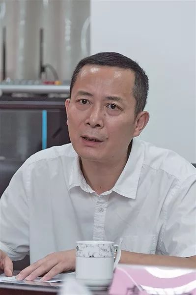 和旅游局副局长李忠影市政协文化文史委员会主任许峰凤凰镇党委副书记