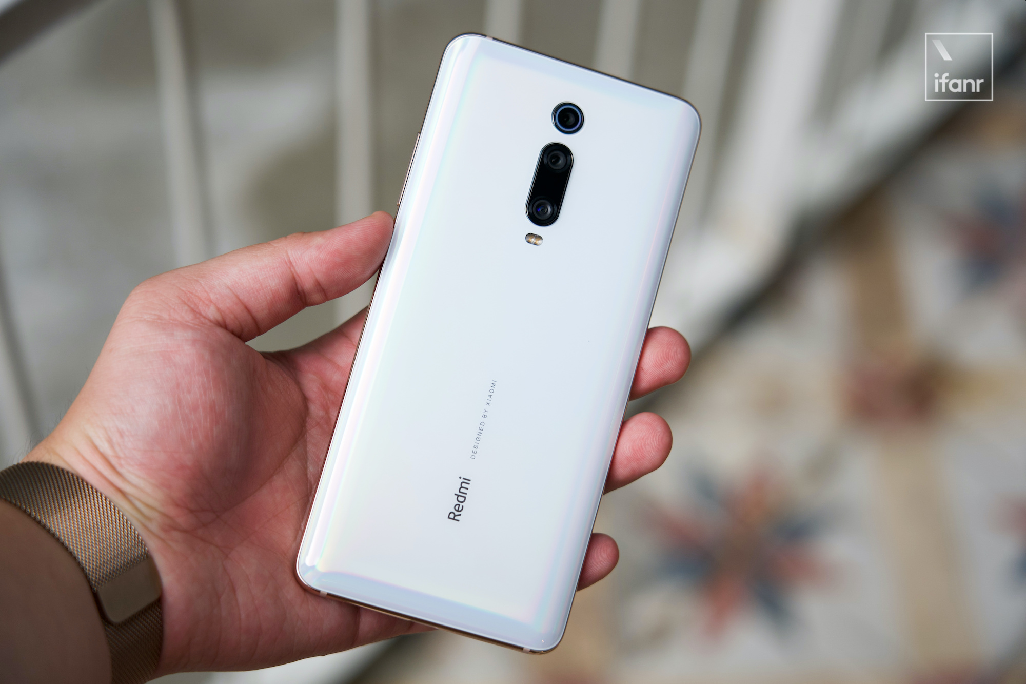 redmik20pro夏之蜜语图赏白金配色像是糖纸包住的手机