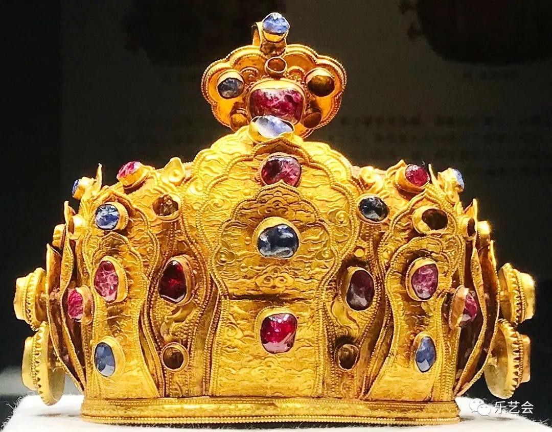 合葬墓出土云南省博物馆藏金冠的主人是明朝开国功勋沐英五代孙沐详