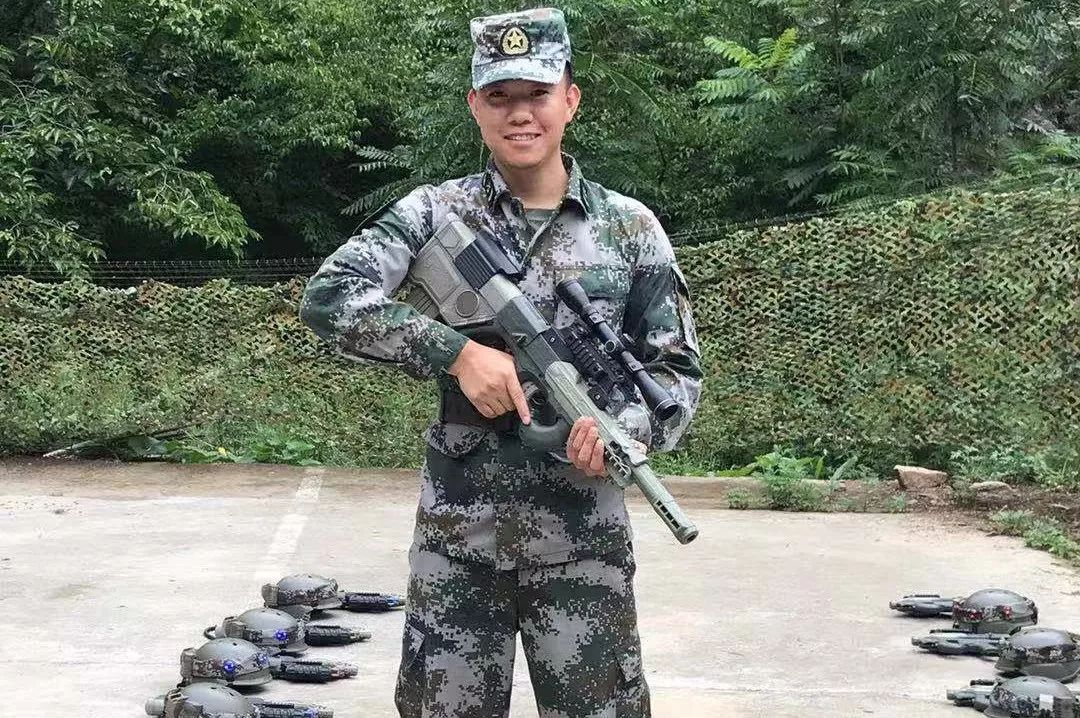 实力非凡的教官队伍强大的"肌肉组合"在2019小记者军事文化夏令营里你