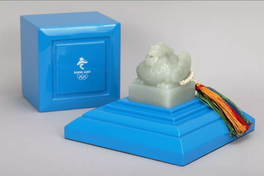 2022年冬奥徽宝图片