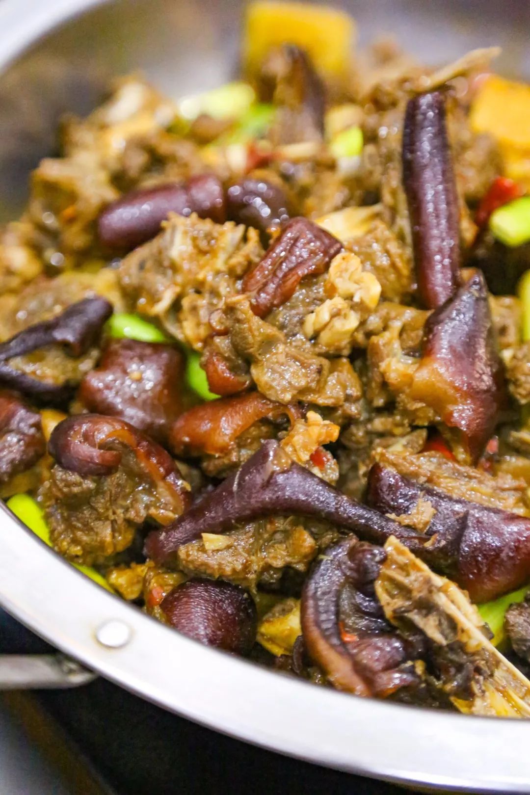 梧州这家店又出狠招啦美味狗肉火锅299元享受夏至狗大暑狗好吃停不